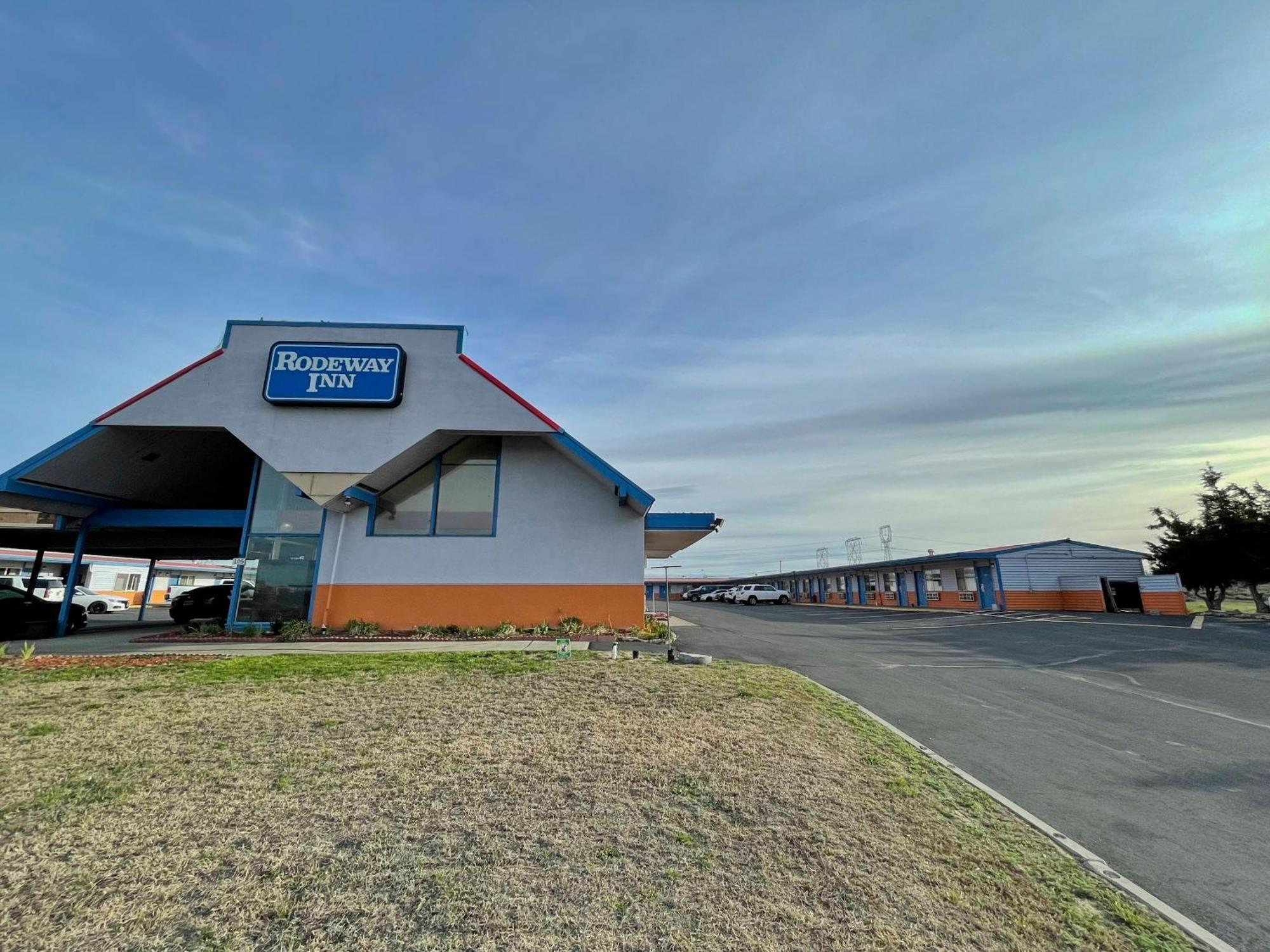 Rodeway Inn Boardman - Hermiston Buitenkant foto